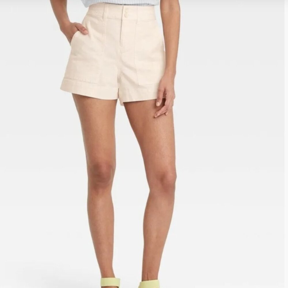 A New Day High-Rise Everyday Shorts in CREAM SIZE 4